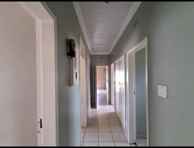 3 BEDROOM FREESTANDING FOR SALE IN STILFONTEIN EXT 3